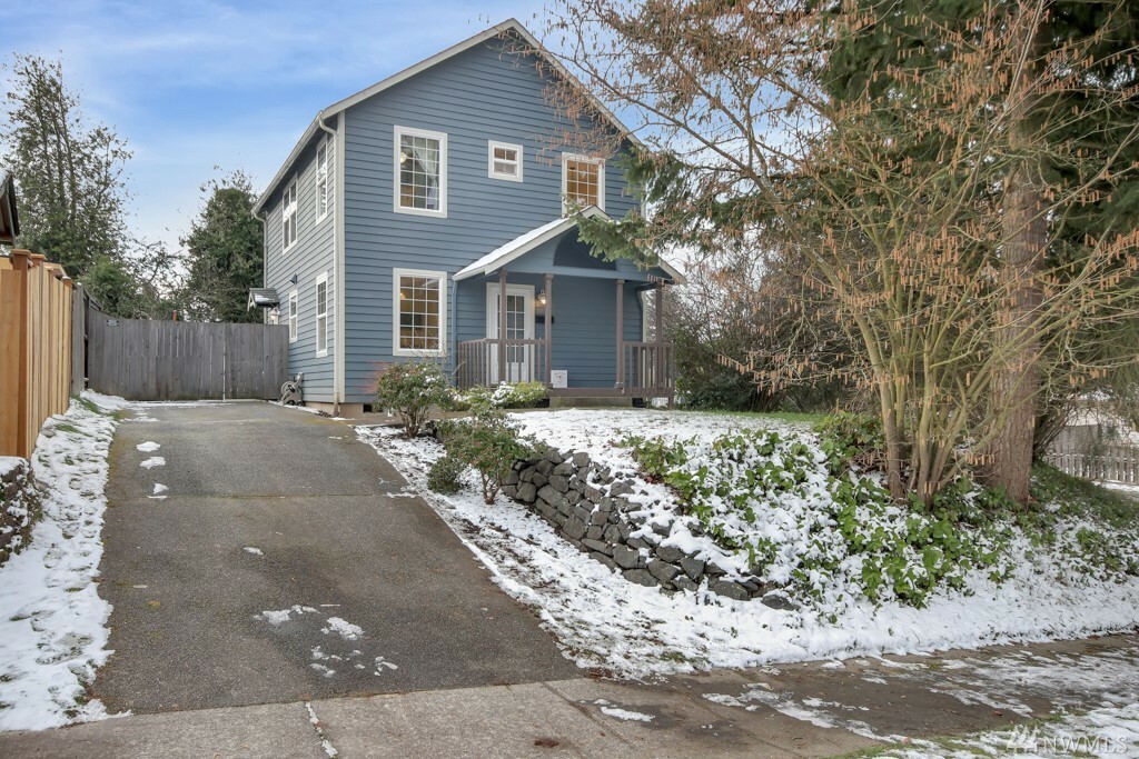 Property Photo:  4432 S 10th St  WA 98405 