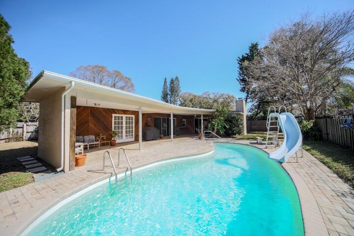 Property Photo:  1916 Forest View Drive  FL 34683 