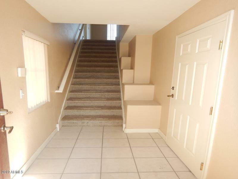 Property Photo:  4465 E Paradise Village Parkway 1147  AZ 85032 