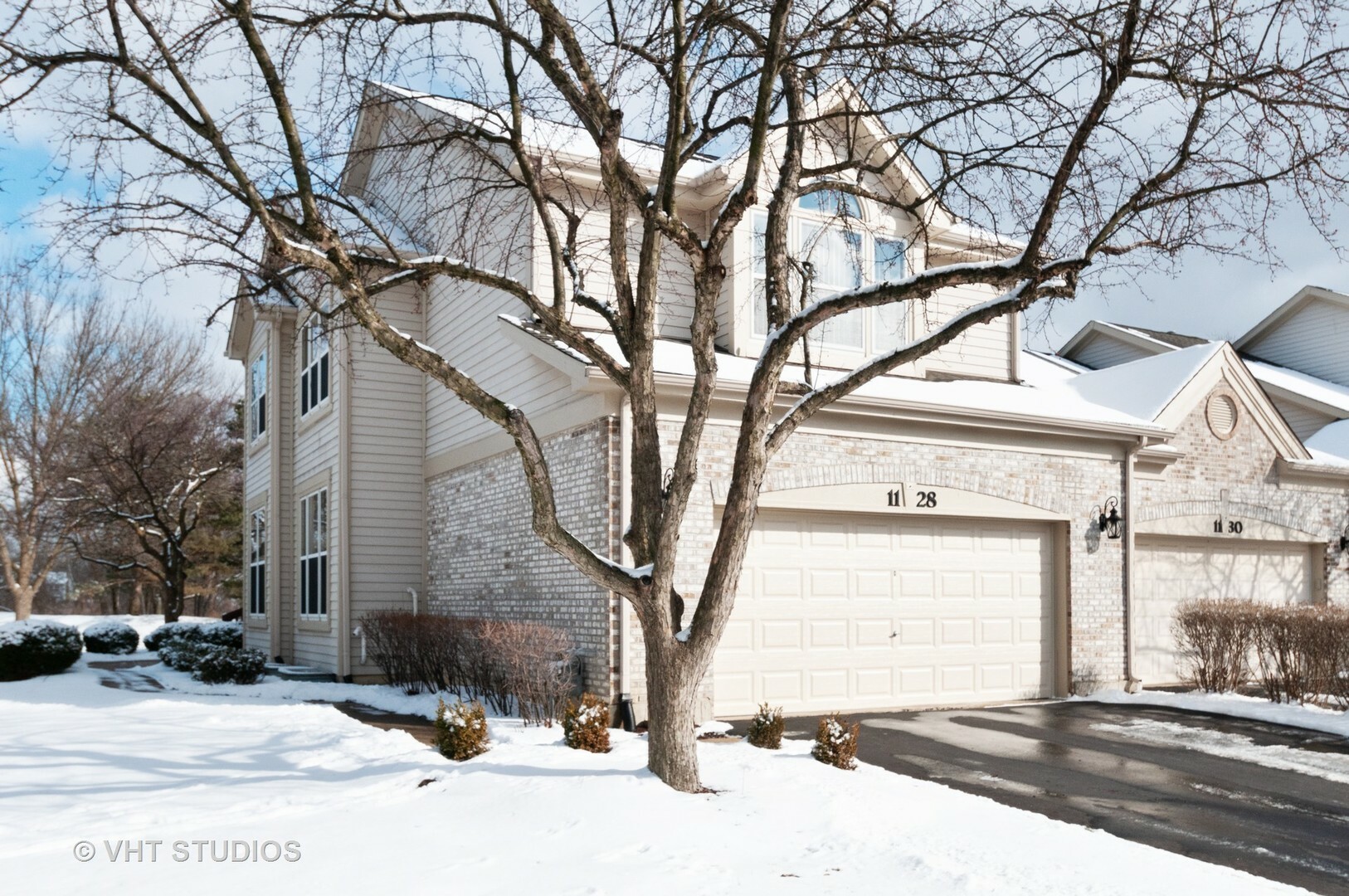 Property Photo:  1128 Tennyson Lane  IL 60540 