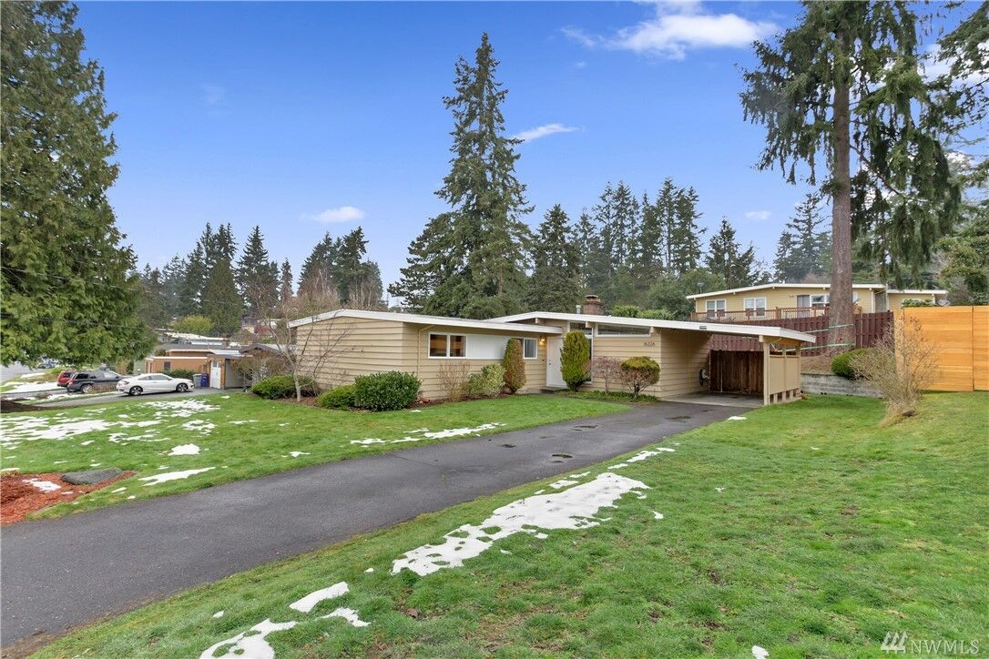 Property Photo: 16226 SE 8th St WA 98008