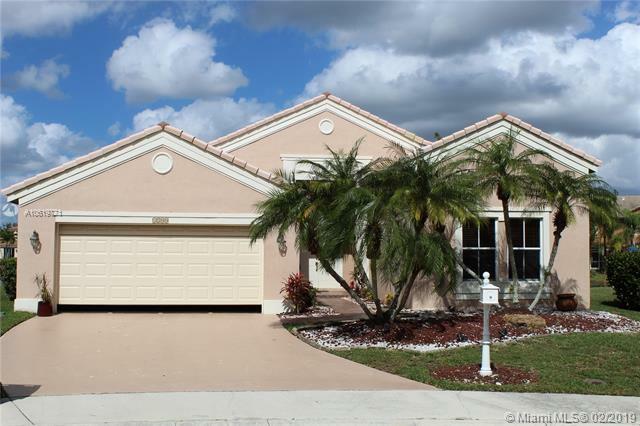 Property Photo:  1200 Cedar Falls Dr  FL 33327 