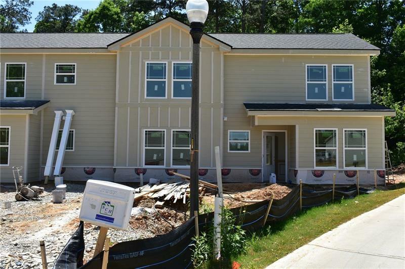 Property Photo:  5990 Garden Circle   30135 