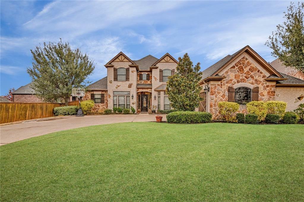 Property Photo:  3200 Wildpointe Court  TX 76063 