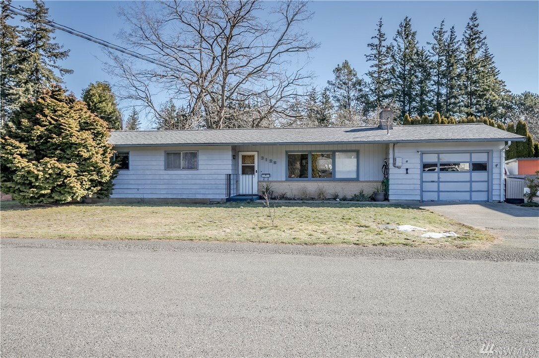 Property Photo: 3126 Firwood Ave WA 98225