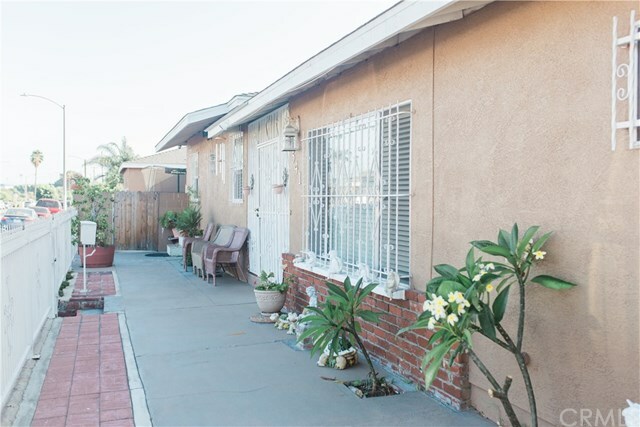 Property Photo:  541 McDonald Avenue  CA 90744 