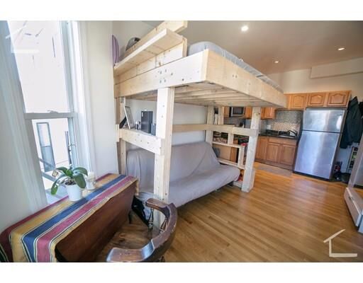 26 Pinckney St 3  Somerville MA 02145 photo