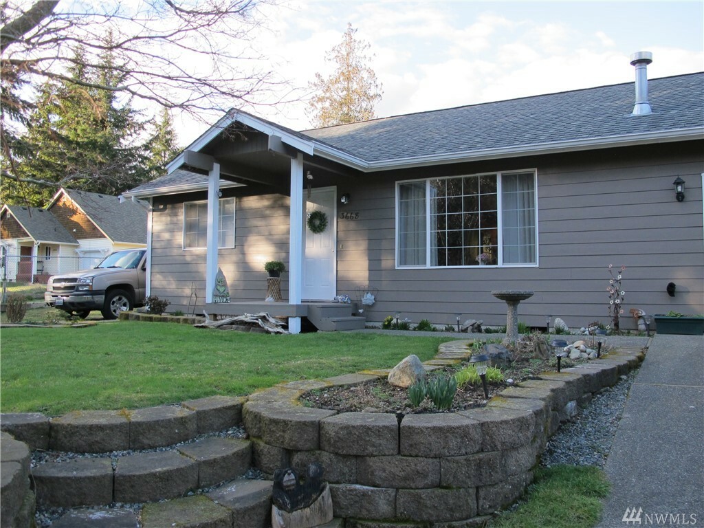 Property Photo: 3668 Britzman Lp WA 98236