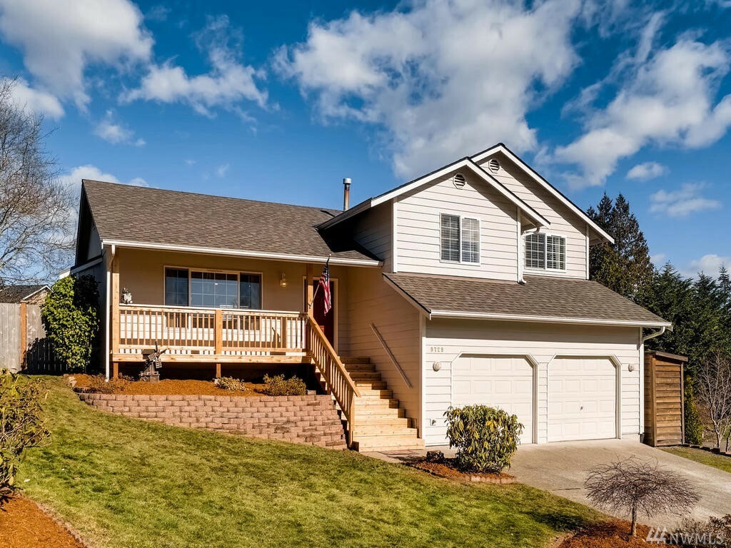 Property Photo:  9729 9th Place SE  WA 98258 