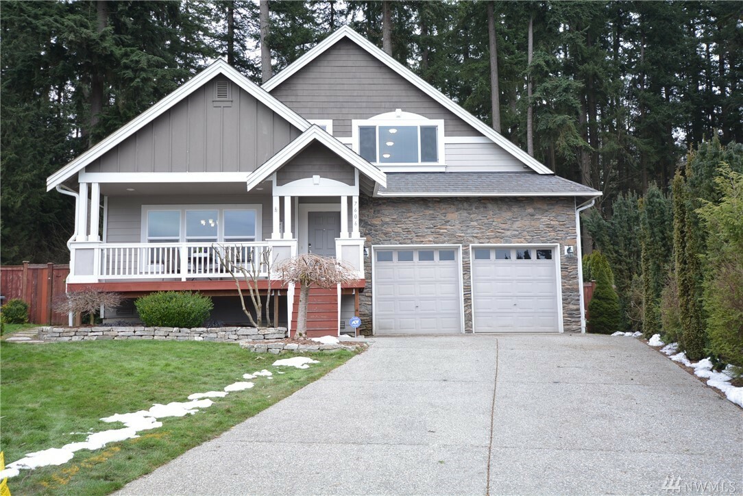 Property Photo:  7606 50th Place NE  WA 98270 