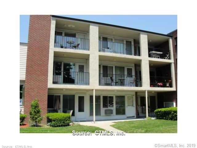 Property Photo: 232 West Walk 232 CT 06516