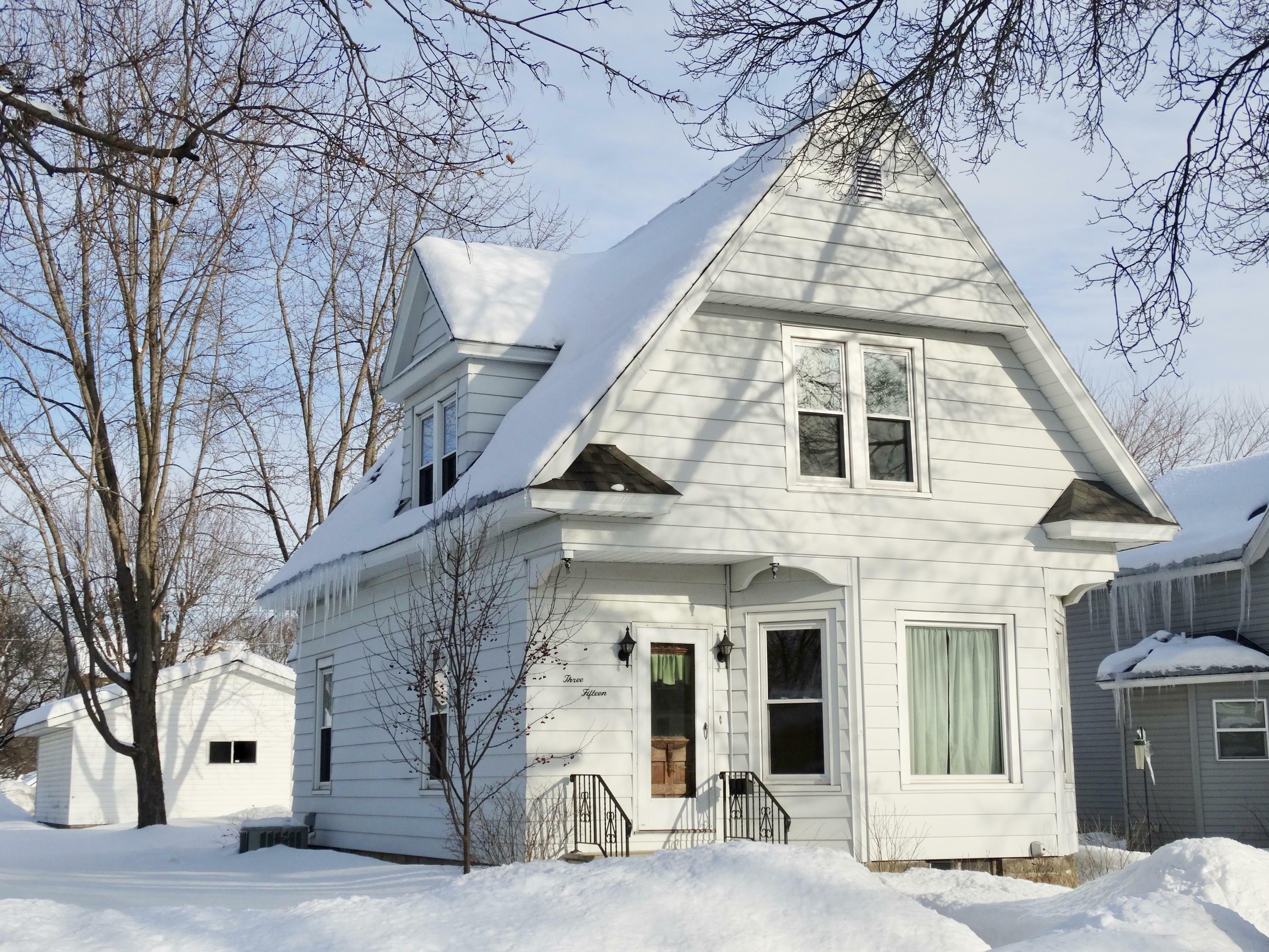 Property Photo:  315 S L St  WI 54656 