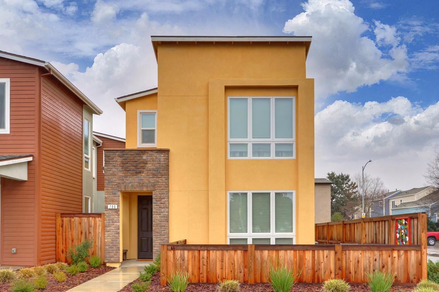 Property Photo: 706 Drummond Avenue CA 95618