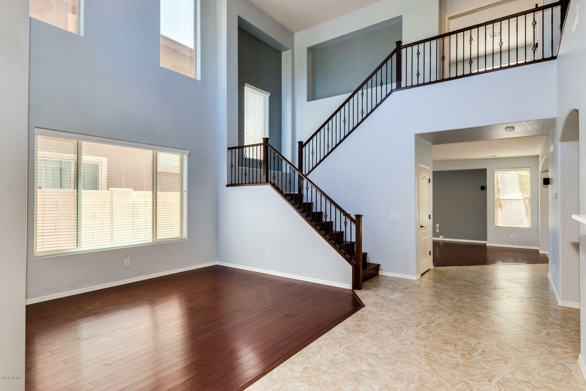 Property Photo: 1541 W Flamingo Drive AZ 85286