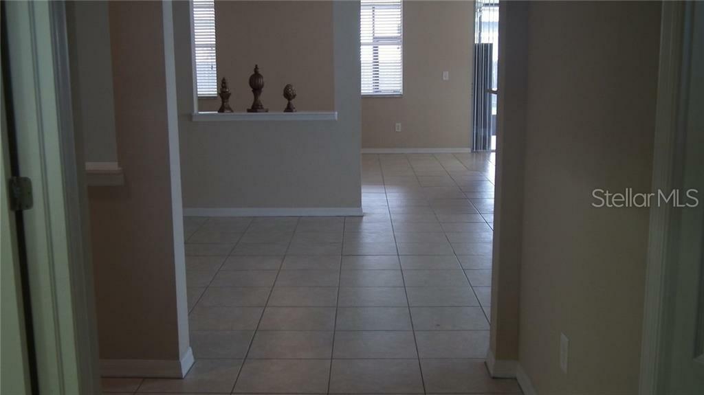 Property Photo: 11223 Madison Park Drive FL 33625