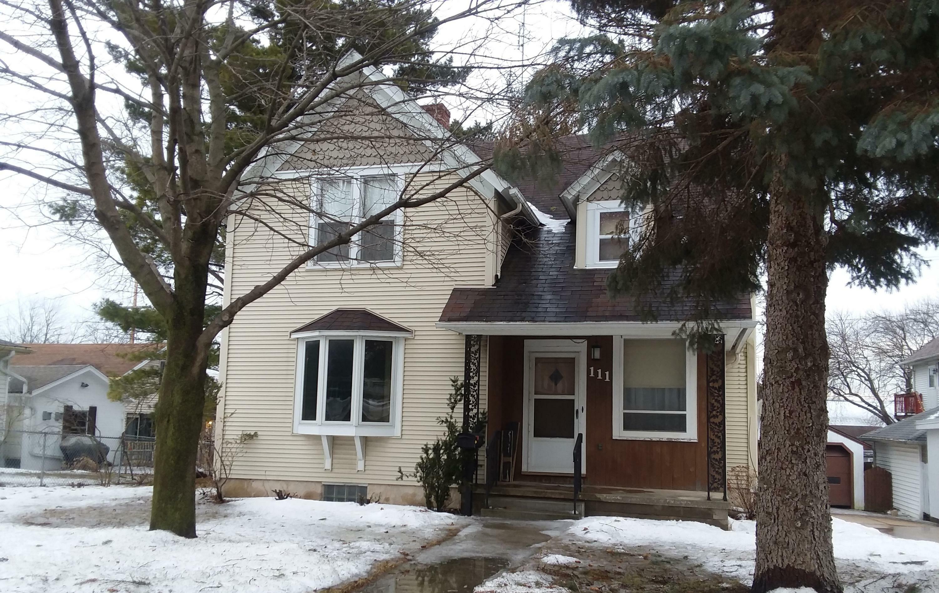 Property Photo:  111 Union St  WI 53027 