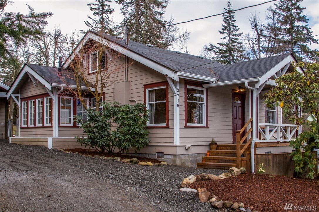 Property Photo:  3716 Lakeway Dr  WA 98229 