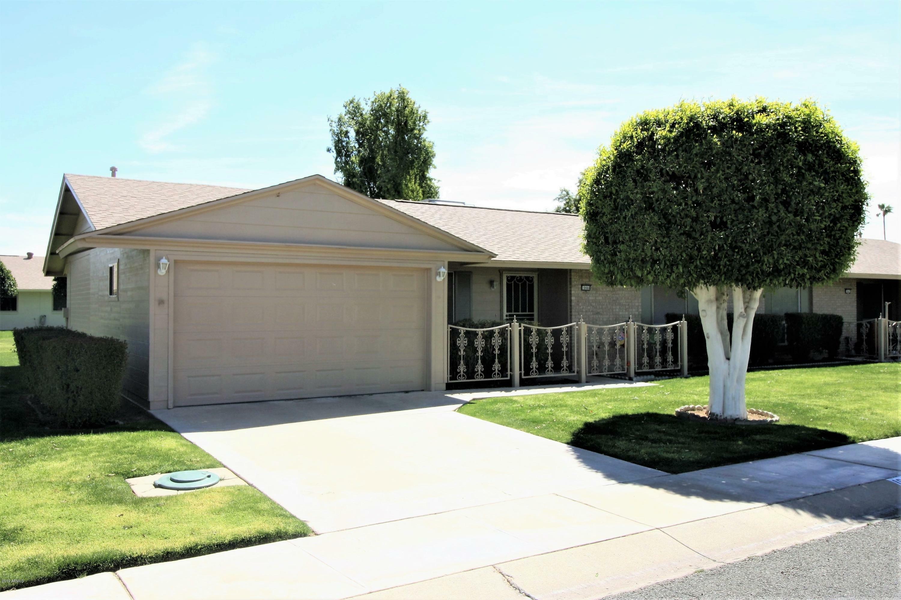 Property Photo: 10444 W Roundelay Circle AZ 85351