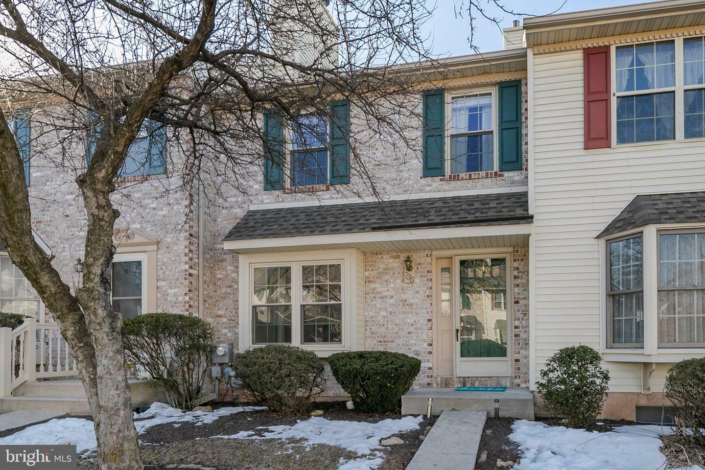 Property Photo: 735 Dogwood Court PA 19464