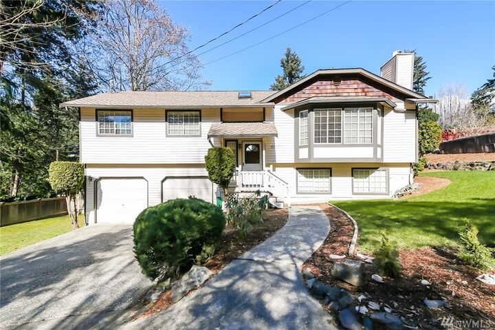 12047 36th Ave NE C  Seattle WA 98125 photo