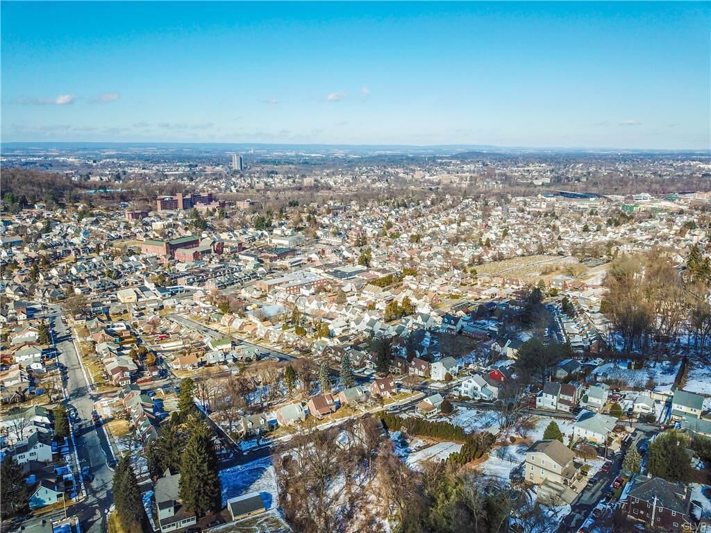 Property Photo:  Wyandotte Street  PA 18015 