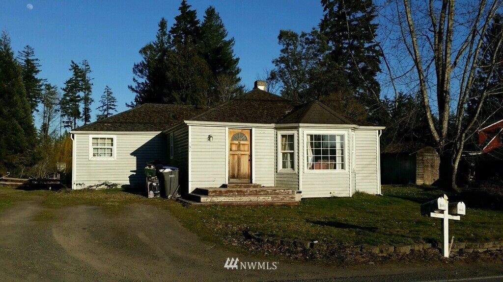 Property Photo:  951 SE Baby Doll Road  WA 98366 