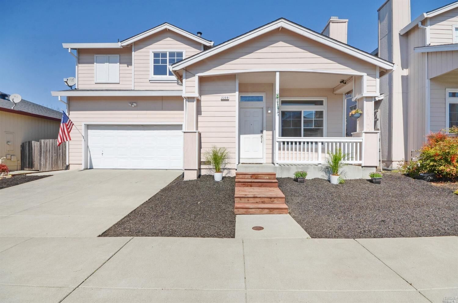 Property Photo: 2209 Moldavite Lane CA 95404