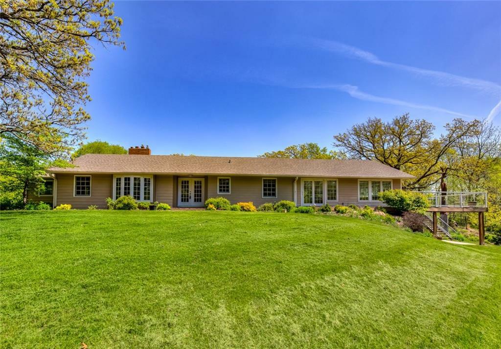 Property Photo:  2550 Meadow Glen Road  IA 50014 