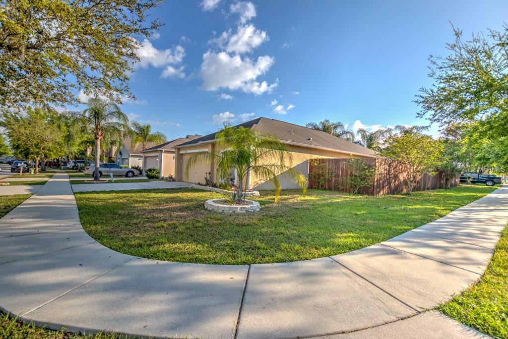 Property Photo:  10401 Opus Drive  FL 33579 