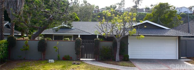 Property Photo:  417 Avenida Vaquero  CA 92672 