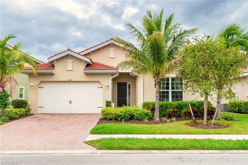 Property Photo: 3901 King Edwards St FL 33916