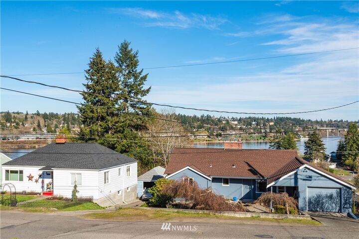 Property Photo:  2447 N Wycoff Street  WA 98312 