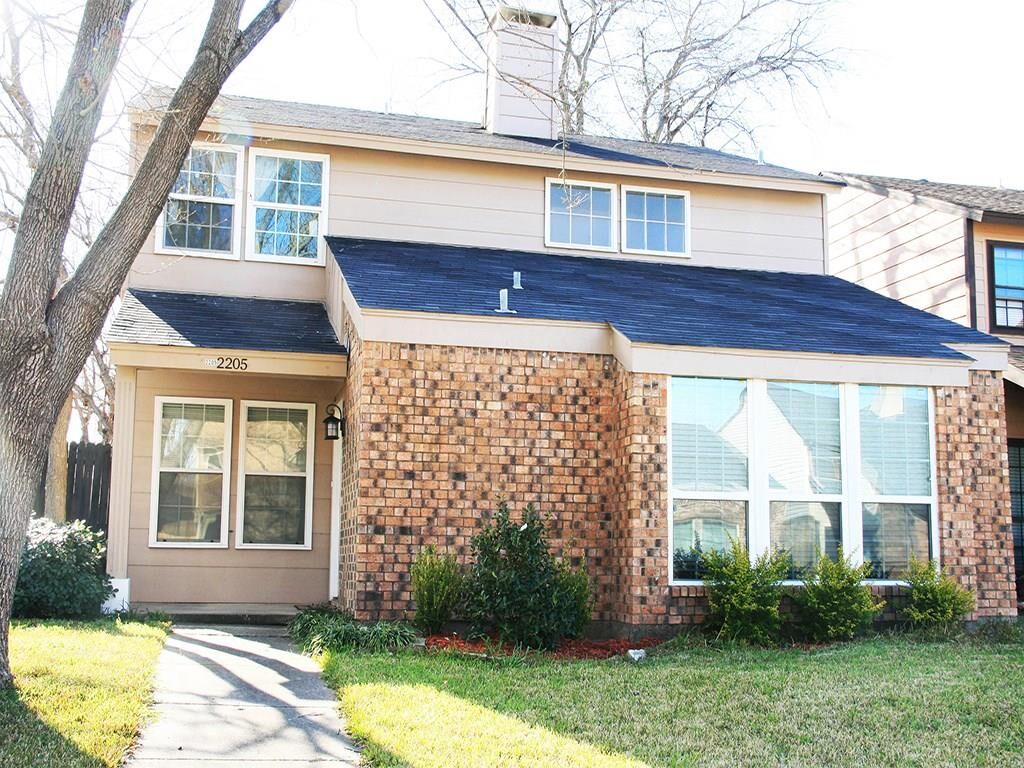 Property Photo:  2205 Windy Drive  TX 75044 