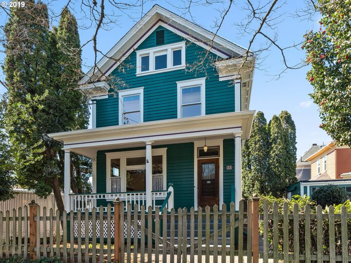 23 NE 17th Ave  Portland OR 97232 photo