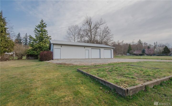 Property Photo:  670 N Harvey Rd  WA 98230 