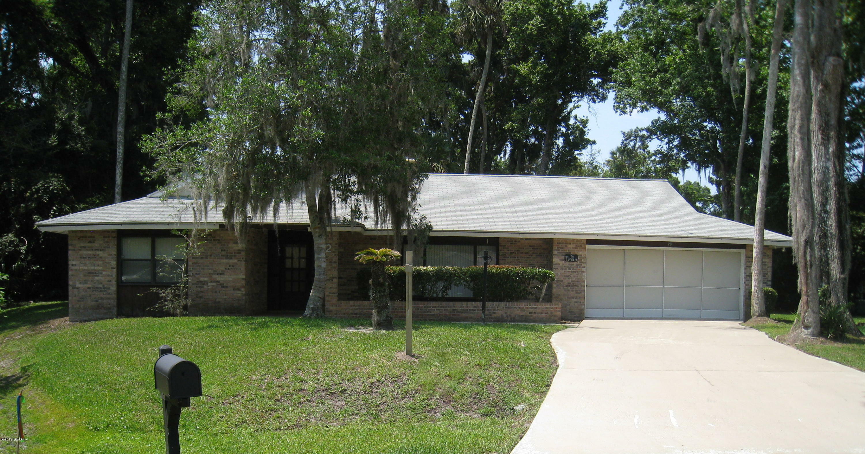 Property Photo:  20 Blackwell Place  FL 32137 