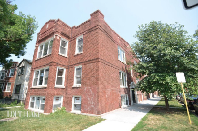 Property Photo:  3922 West Altgeld Street 1E  IL 60647 