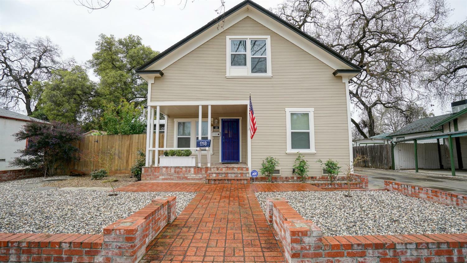 Property Photo: 138 Oak Avenue CA 95695