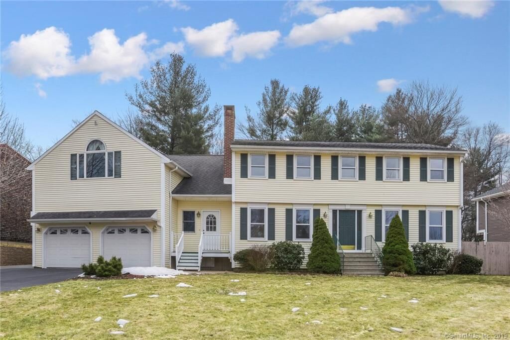 Property Photo:  35 Woodside Drive  CT 06085 