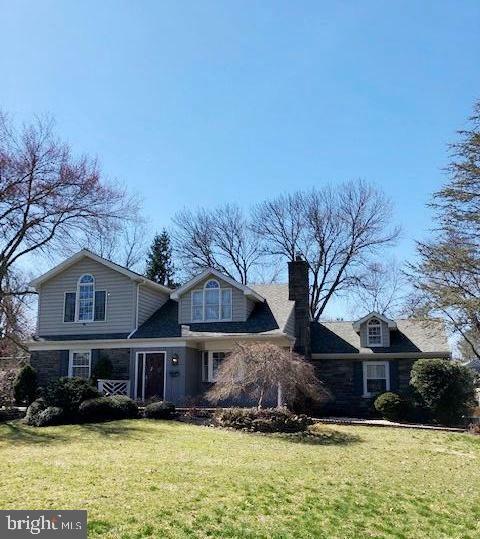 Property Photo: 509 E Country Club Lane PA 19086