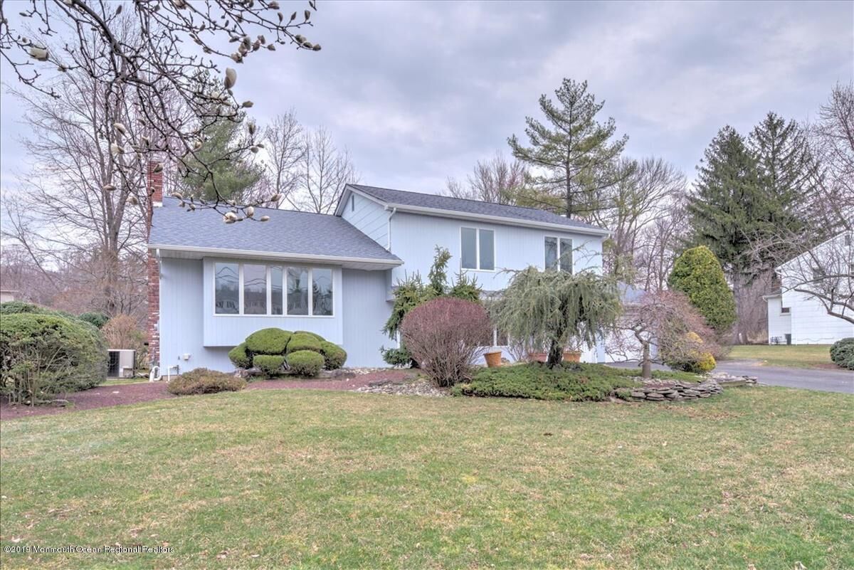 Property Photo:  22 Calgary Circle  NJ 07751 