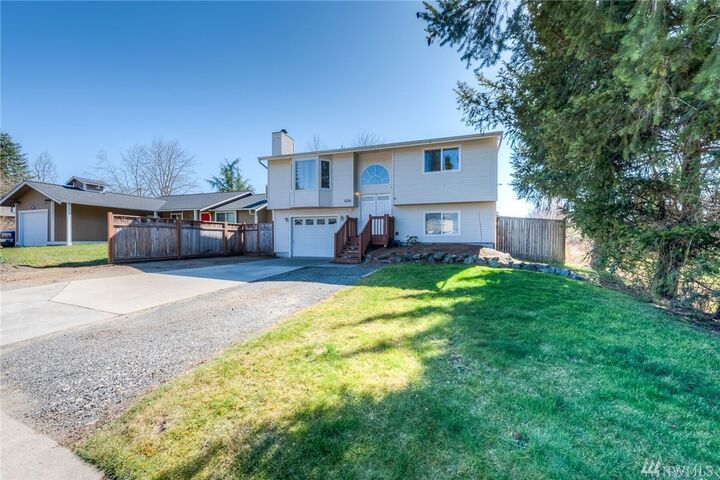 Property Photo: 5214 107th St NE WA 98270