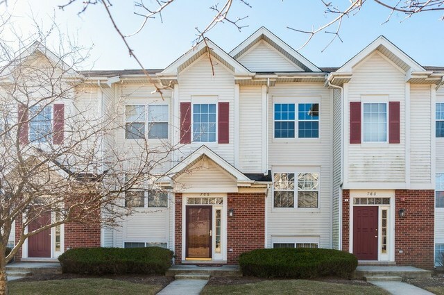 Property Photo: 786 River Walk Drive IL 60090