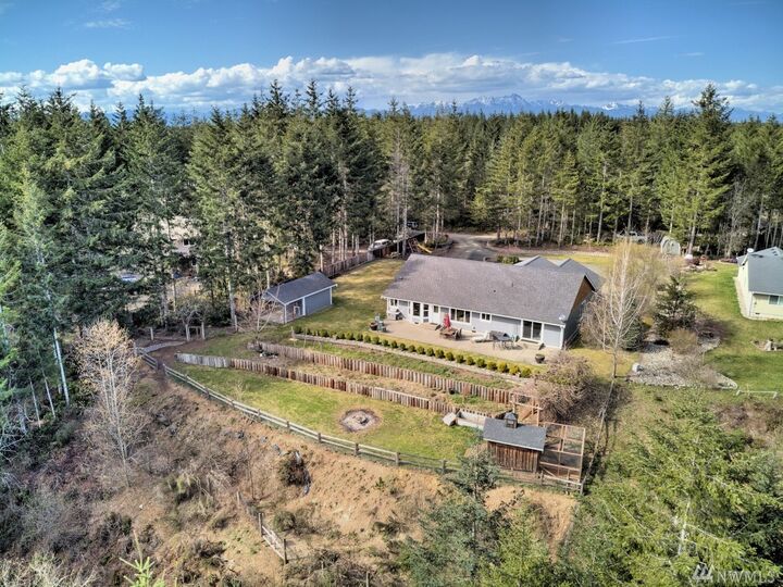 Property Photo: 1550 E Jensen Rd WA 98584