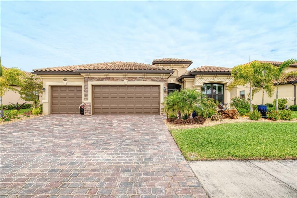 Property Photo: 13230 Famiglia Drive FL 34293