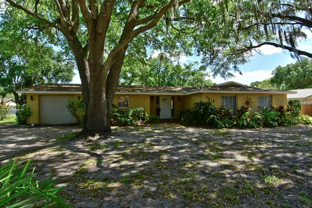 Property Photo:  7410 North Street  FL 33578 