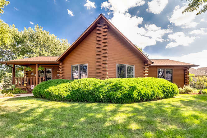Property Photo: 1229 Winged Foot Dr WI 53181