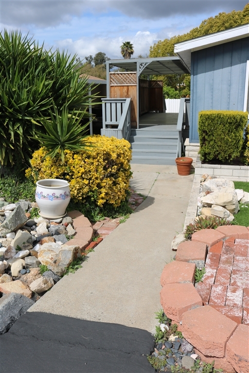 Property Photo:  1301 S Hale Ave 87  CA 92029 