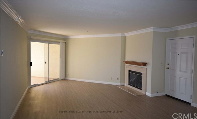 Property Photo:  5805 Oak Bend Lane 206  CA 91377 