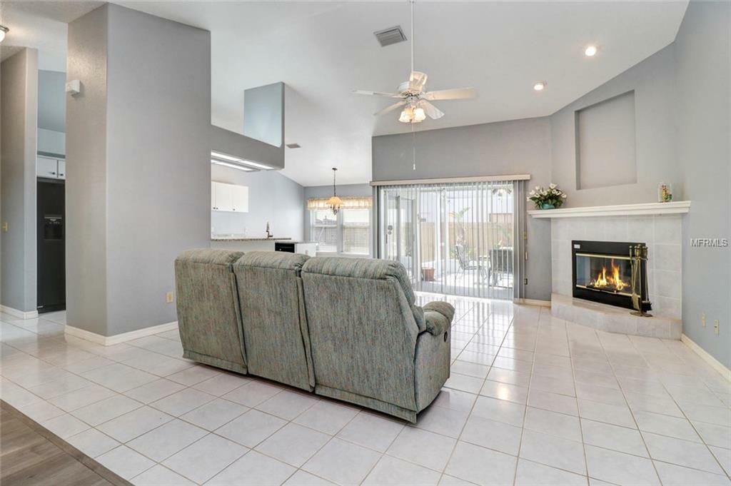 Property Photo:  10331 Ashley Oaks Drive  FL 33578 